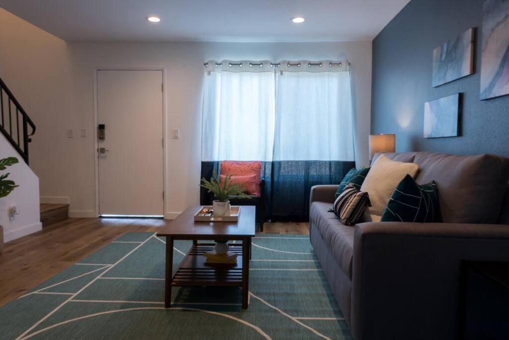 Stylish 2 Bed 1 And Half Bath Apartment Near Sofi Stadium, Lax, Forum Инглвуд Экстерьер фото